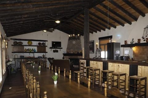 Property building, Living room, Banquet/Function facilities