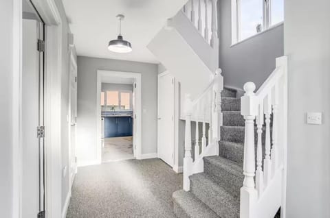 8 Beds Denmark House House in Norwich