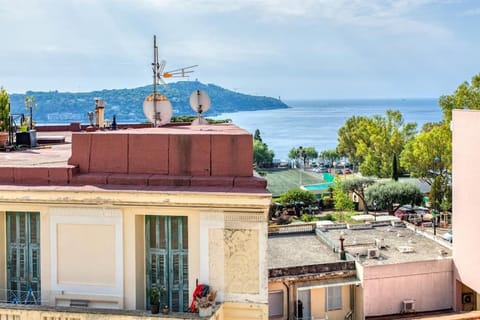 #24 Marie-Claire Suite Sea view/balcony/AC/5min port Apartment in Villefranche-sur-Mer