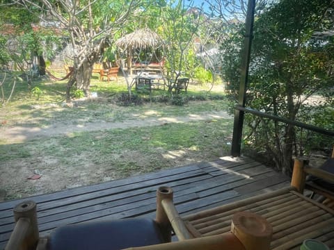 Ozone Beach House Hostel in Sala Dan