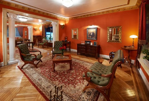 Living room, Living room, Seating area