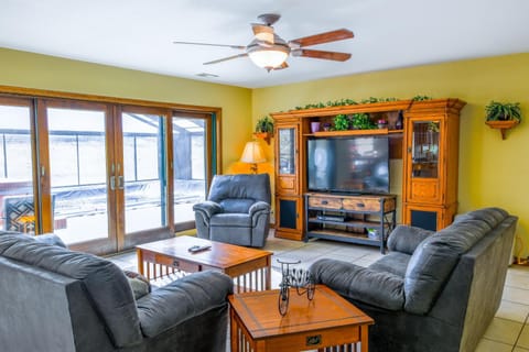 Meadow Creek Manor House in Qualla