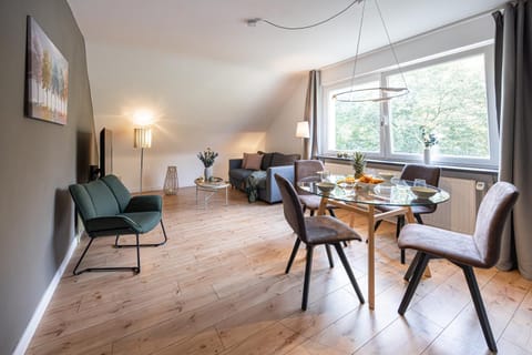 Living room, Seating area, Dining area