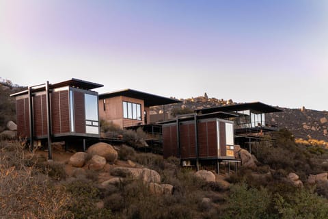 Property building, Natural landscape