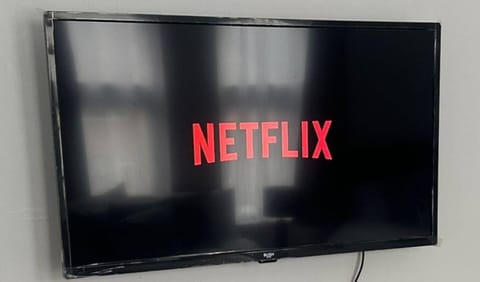 Free Late Check Out Parking Nr Airport and Station House in Solihull