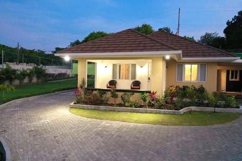 Property building, Facade/entrance, Garden view