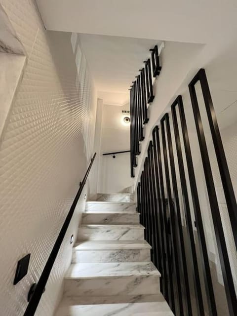 Beautiful 4-Bedroom Townhouse in Sliema House in Sliema