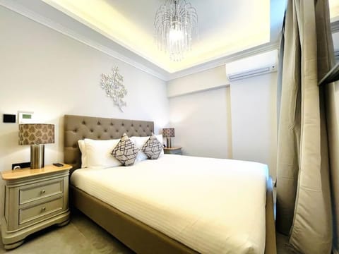 Beautiful 4-Bedroom Townhouse in Sliema House in Sliema