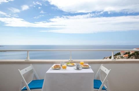 View (from property/room), Balcony/Terrace, Sea view