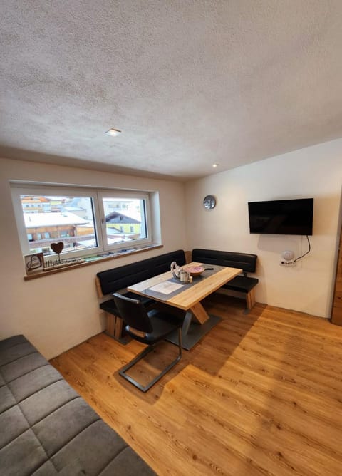 Mountain JoLe Apartment in Neustift im Stubaital