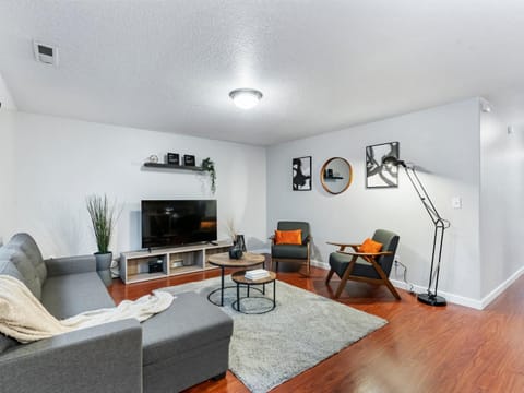 No Place Like Home House in Vancouver