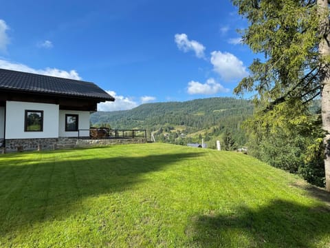 Property building, Day, Natural landscape, Mountain view