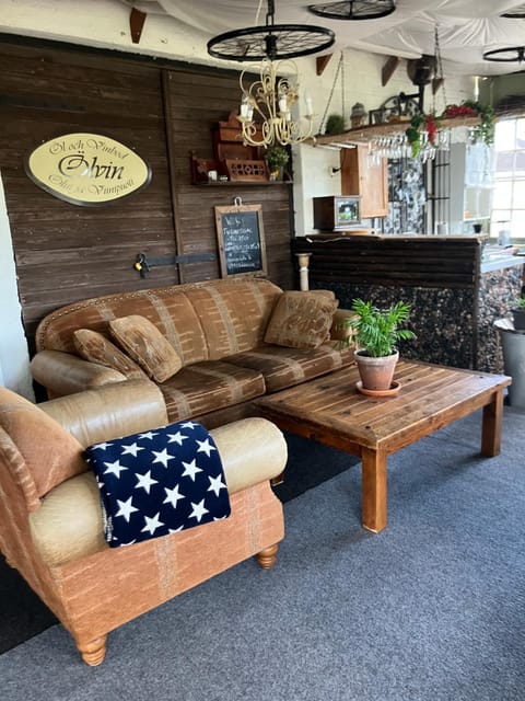 Vanha Ravintola Ölvin Suolatorilla - Vanhan Kanttorilan yhteydessä Apartment in Uusimaa