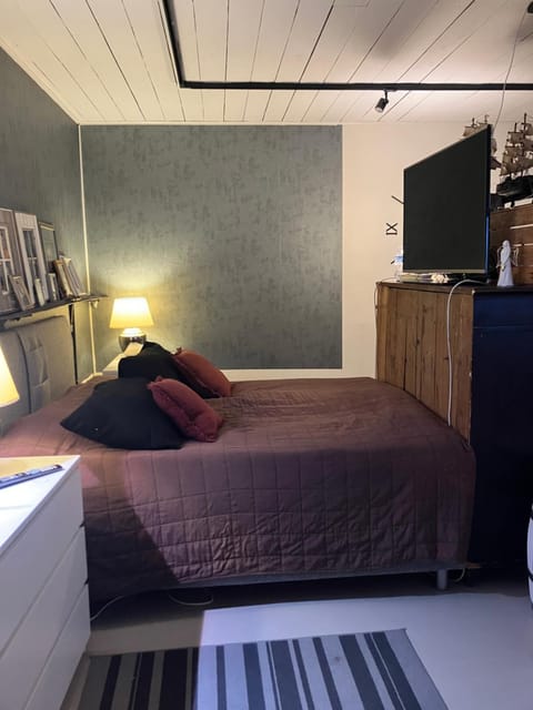 Vanha Ravintola Ölvin Suolatorilla - Vanhan Kanttorilan yhteydessä Apartment in Uusimaa