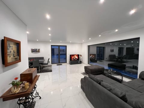 Penthouse M1 Apartment in Saarland, 66, Germany