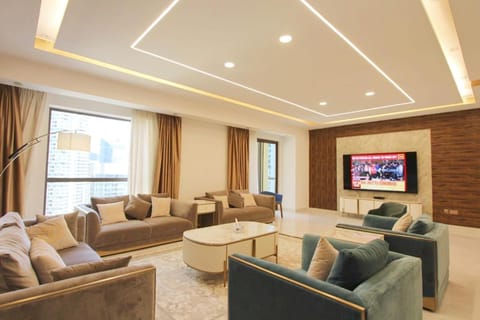 USMANS 5 BEDROOM APARTMENT at JBR WALK RIMAL ON THE BEACH 2750 SFT HUGE Direct Beach Access Fully Serviced JBR Apartment in Dubai