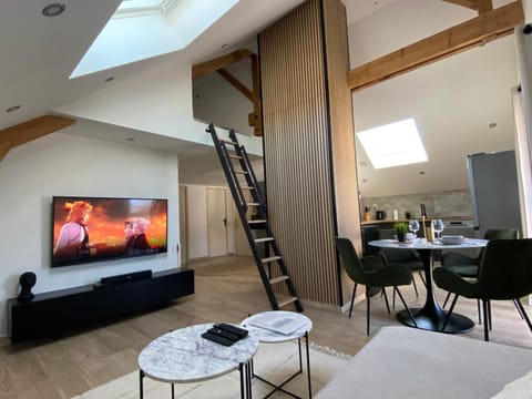 TV and multimedia, Living room