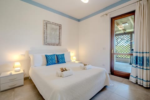 Villa Esclusiva con 600Mq di Giardino sulla Spiaggia della Pelosa House in Stintino