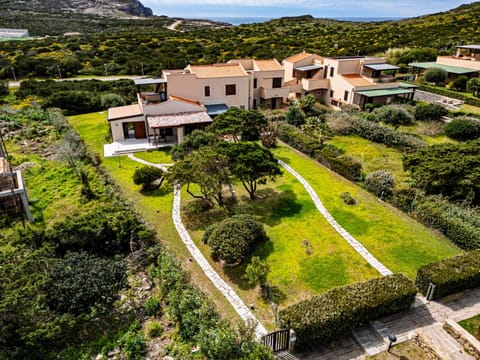 Villa Esclusiva con 600Mq di Giardino sulla Spiaggia della Pelosa House in Stintino