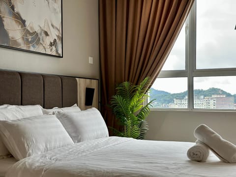 Bed, Bedroom, Mountain view