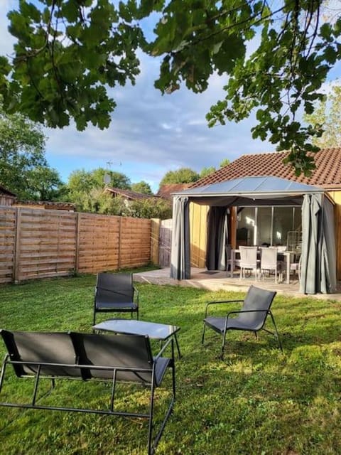 Patio, Garden