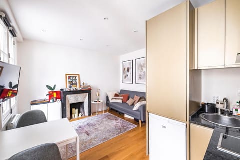 Ciseaux 4G - SAINT GERMAIN DES PRÈS - Best Location Apartment in Paris