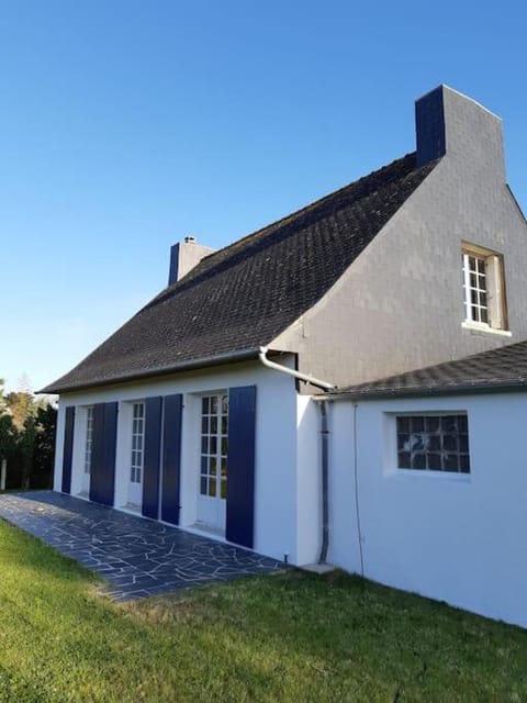 Maison bord de mer Villa in Plouguerneau
