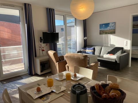 Apartment 15 "Sturmmöwe", Blickrichtung Strand Offenes Meer Apartment in Eckernförde