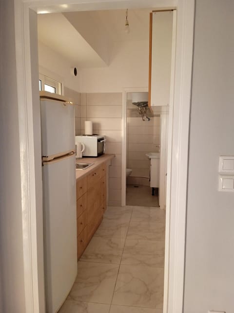 Kitchen or kitchenette, pet friendly, stove