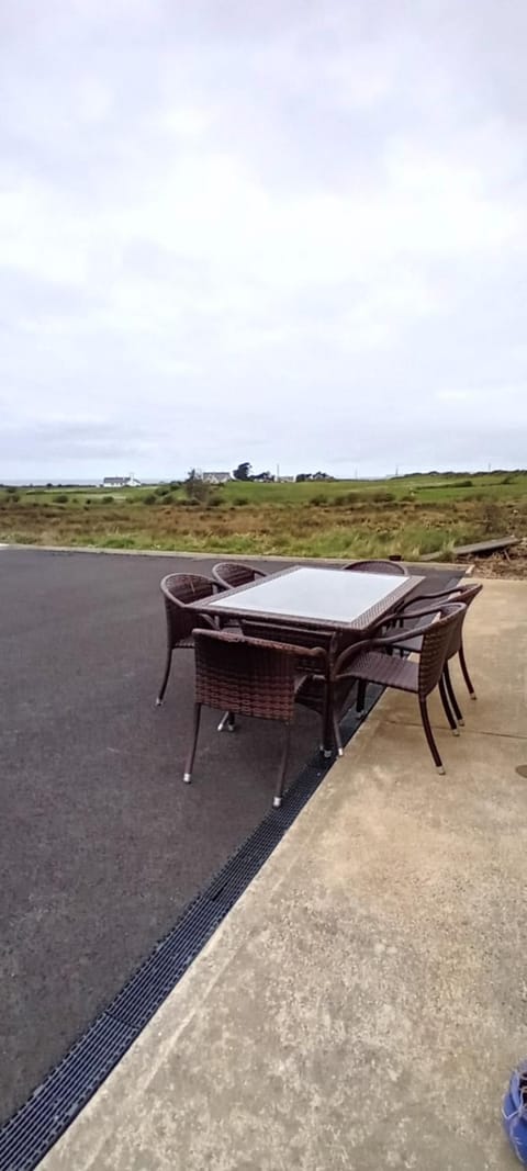Balcony/Terrace, Balcony/Terrace