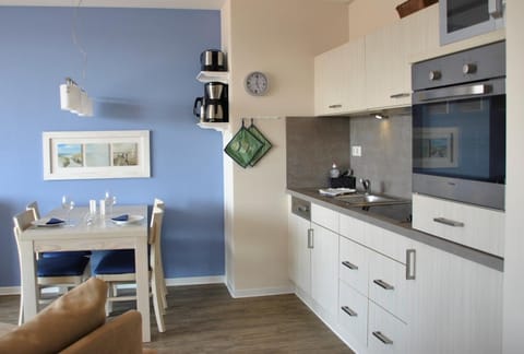 Apartment 29 "Heimathafen 29", Apartmenthaus Hafenspitze, Blickrichtung InnenstadtBinnenhafen Apartment in Eckernförde