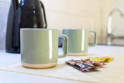 Coffee/tea facilities, Kitchen or kitchenette