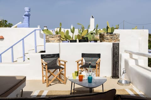 Day, Balcony/Terrace, Seating area