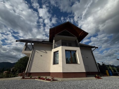 Property building, Day, Natural landscape