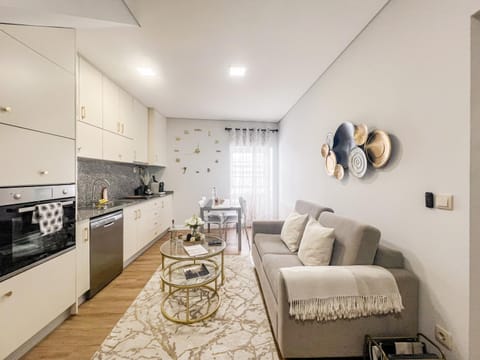 Kitchen or kitchenette, Living room