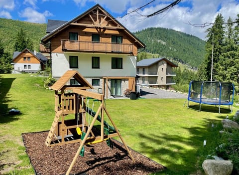 Property building, Spring, Day, Natural landscape, Garden
