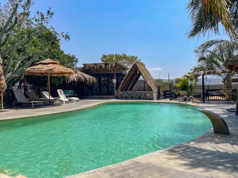 Swimming pool