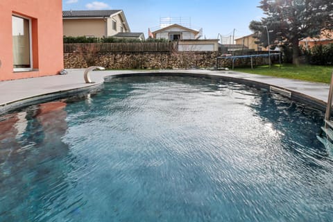 Property building, Swimming pool, Swimming pool