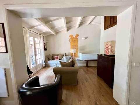 Jolie maison - Place des Lices à 350m House in Saint-Tropez