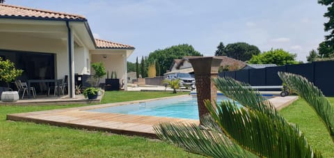Garden, Swimming pool