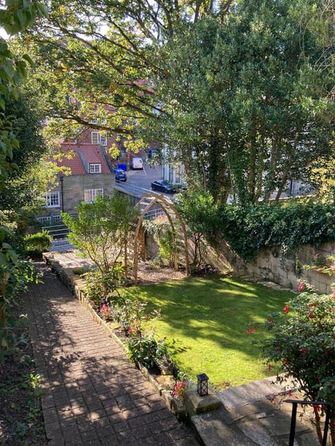 Spring, Day, Natural landscape, Garden, Garden view