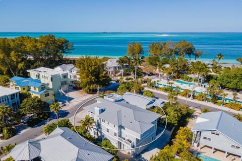 Bean Point Bliss - 820 North Shore Dr House in Anna Maria Island