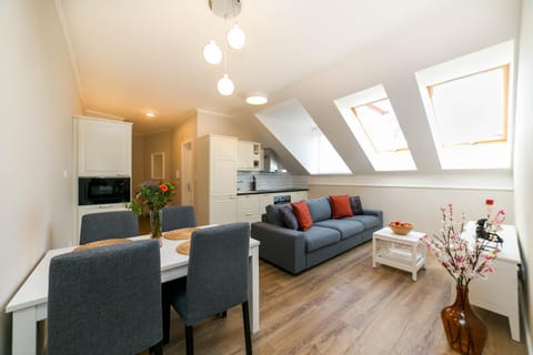 Kitchen or kitchenette, Living room, Dining area