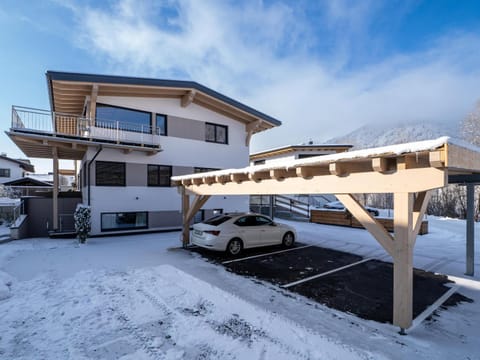 Property building, Day, Winter, Parking