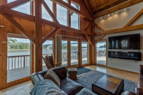 TV and multimedia, Balcony/Terrace, Living room, Seating area