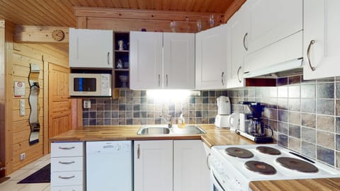 Coffee/tea facilities, Kitchen or kitchenette, dishwasher, minibar, pet friendly, stove, toaster
