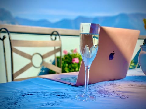 View (from property/room), Balcony/Terrace