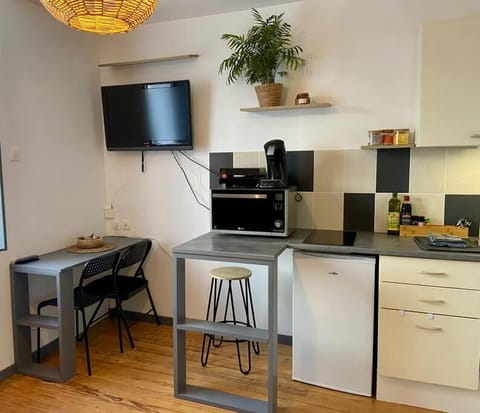 Studio Coquet proche Gare Apartment in Bourgogne-Franche-Comté