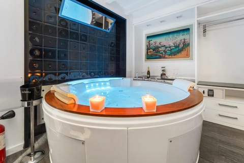 Hot Tub
