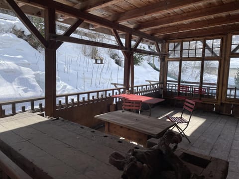 Scuol in schönem Engadinerhaus Apartment in Canton of Grisons